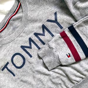 Tommy Hilfiger Cropped Sweatshirt - L